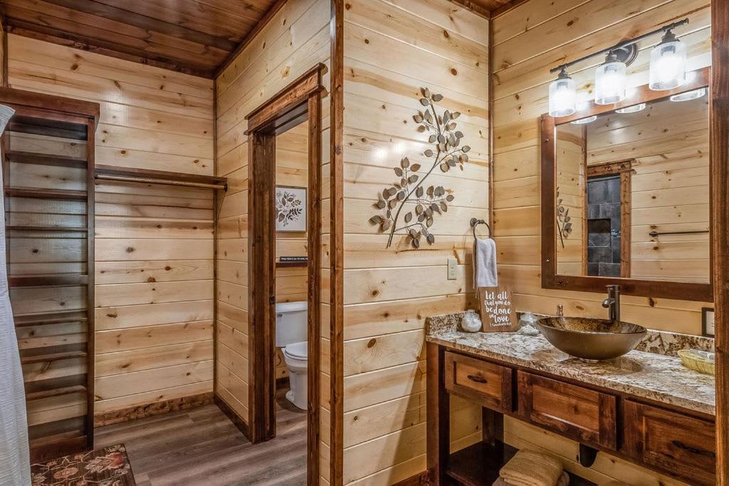 Double Trouble Cabin: Luxury Retreat Near Hochatown & Beavers Bend Broken Bow Exterior photo