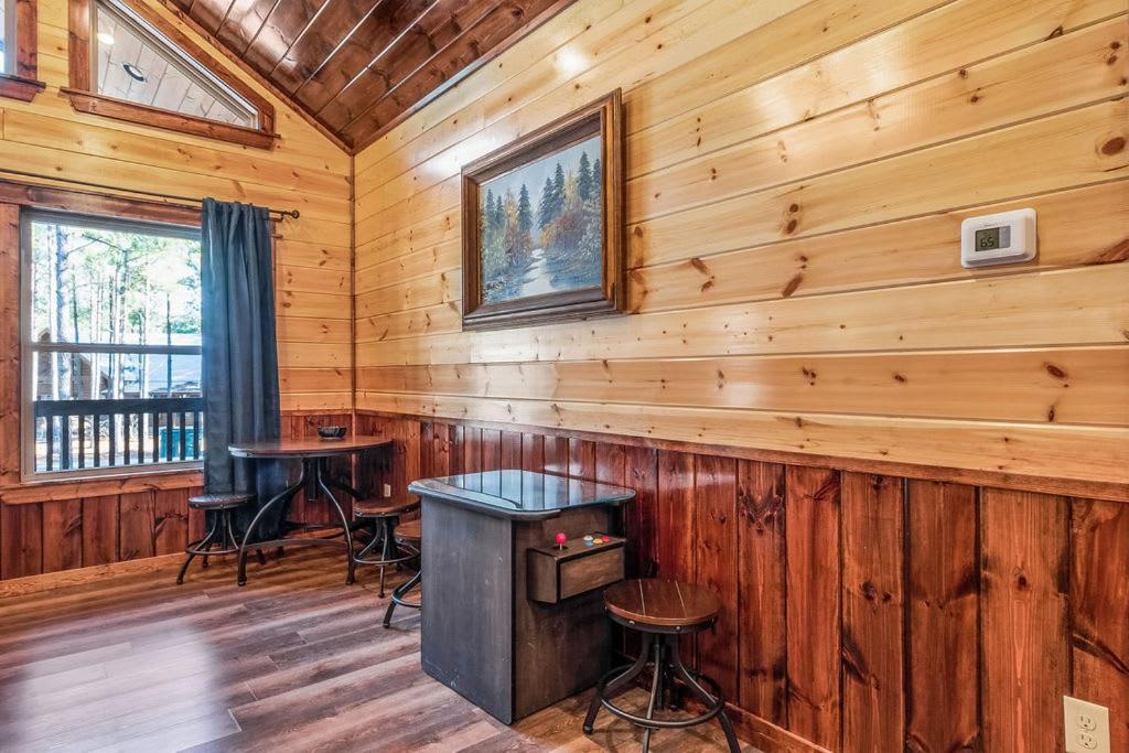 Double Trouble Cabin: Luxury Retreat Near Hochatown & Beavers Bend Broken Bow Exterior photo